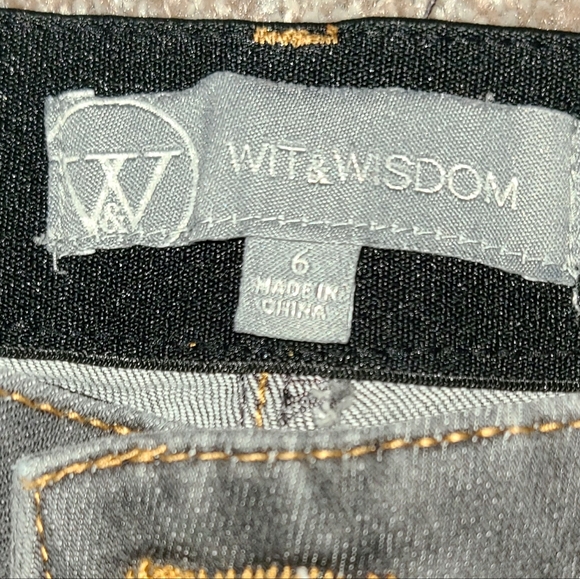 Wit & Wisdom Charcoal Skinny Jeans - Picture 3 of 7